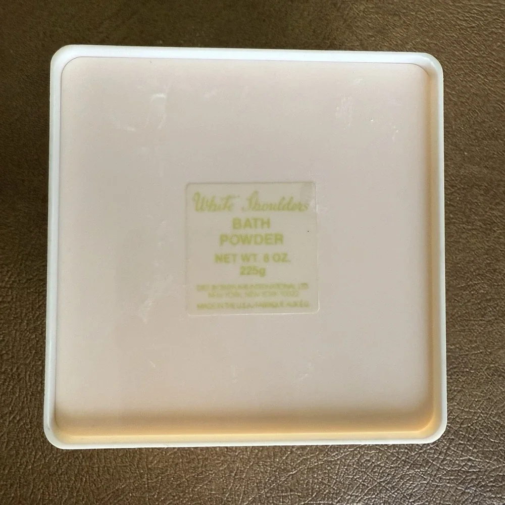 Vtg White Shoulders Bath Powder 8 Oz Poof Art Deco Style Embossed Lid w/ Powder